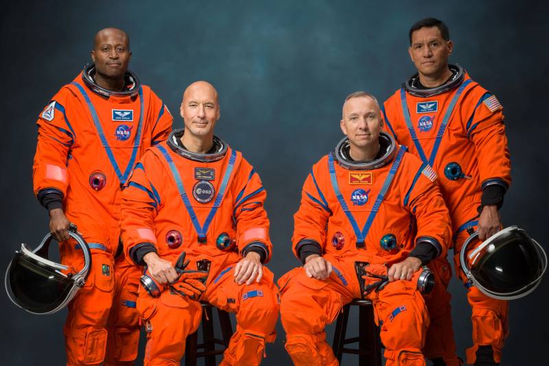 NASA head defends Artemis 3 crew of all men