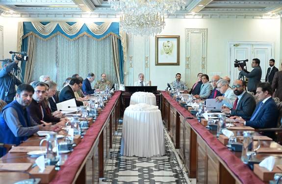 PM okays roadmap for comprehensive Pakistan Railways reforms