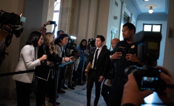 OpenAI, Anthropic warn of AI dangers -- with an eye on Wall Street