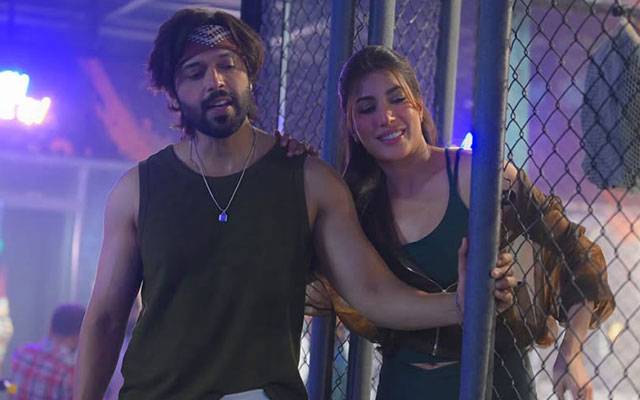 Mehwish Hayat praises Fahad Mustafa in heartfelt Zombeid bts post