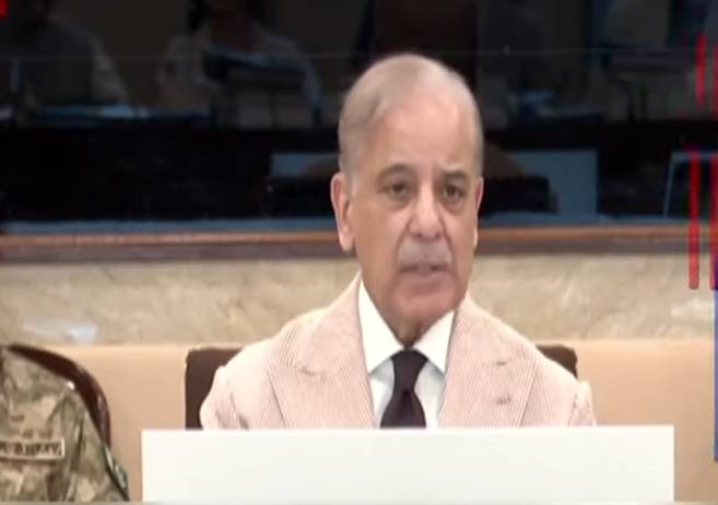 Cabinet gives nod to federal budget, 'okays' 7% increase in salaries, pensions