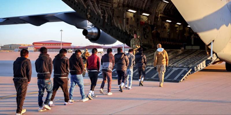 US deportation flight carrying Iranians en route to C.African Republic