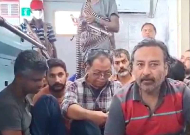 Somali pirates release another video message of Pakistani hostages