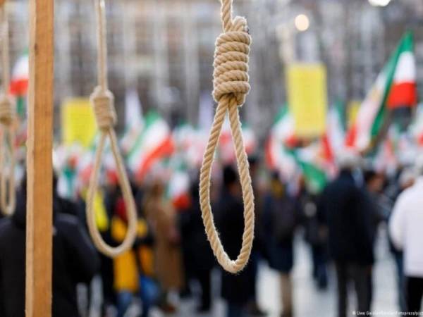 Iran grants amnesty to 139 death row prisoners
