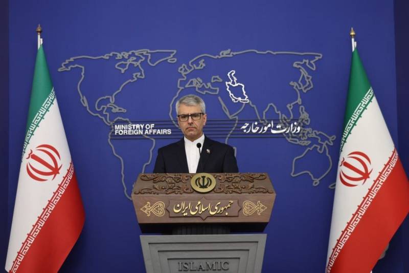 Iran rejects Trump's claim of deal signing today
