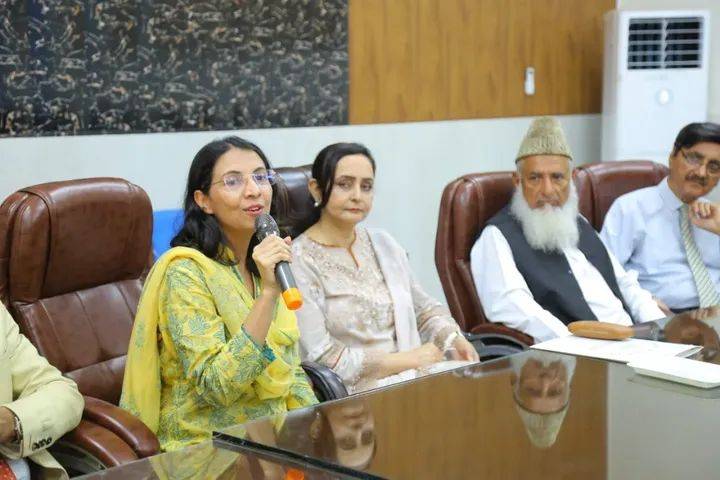 Seminar calls for zero-tolerance policy to protect healthcare workers