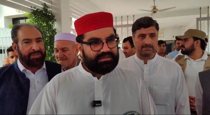 Aimal Wali slams violations of constitution, urges people to wake up