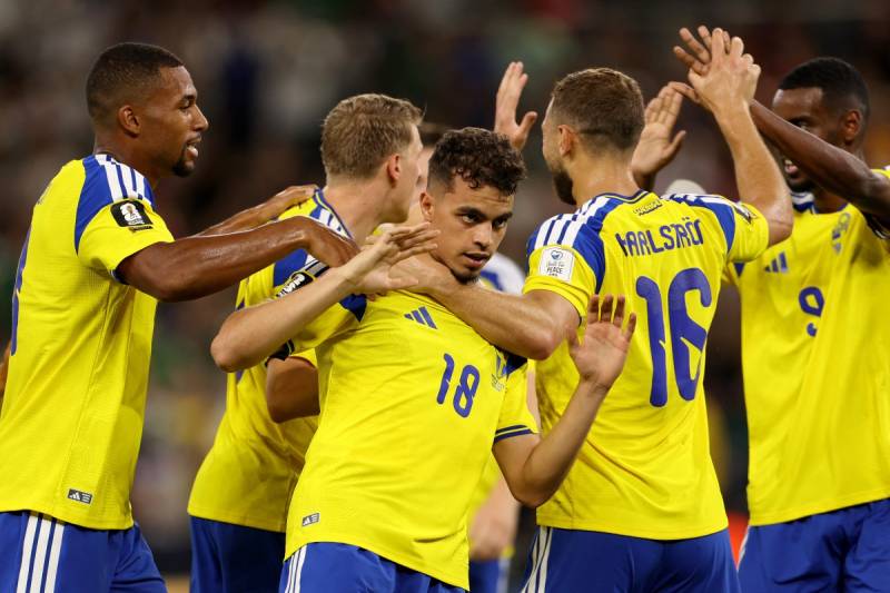 Sweden demolish Tunisia 5-1 to seize control of World Cup group