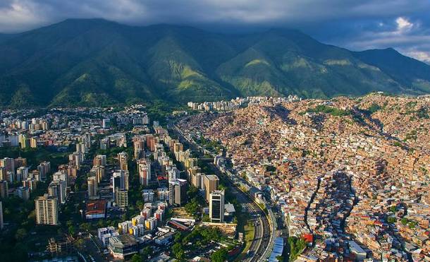 Venezuela inks deal with General Electric to rebuild grid