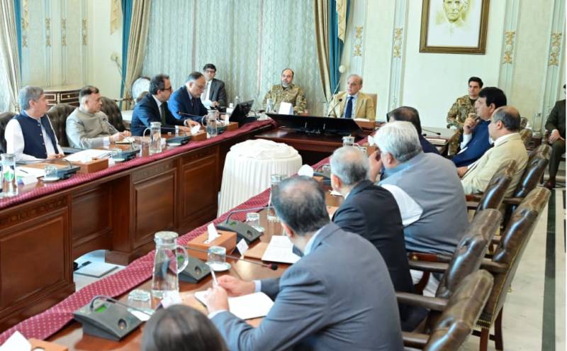 PM Shehbaz orders expediting 100MW GB solarization project