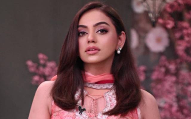 Maryam Noor shuts down fashion pressure with powerful statement
