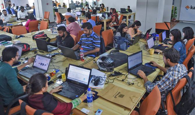 Pakistani freelancers earn record $1.6 billion, mark major milestone in digital economy