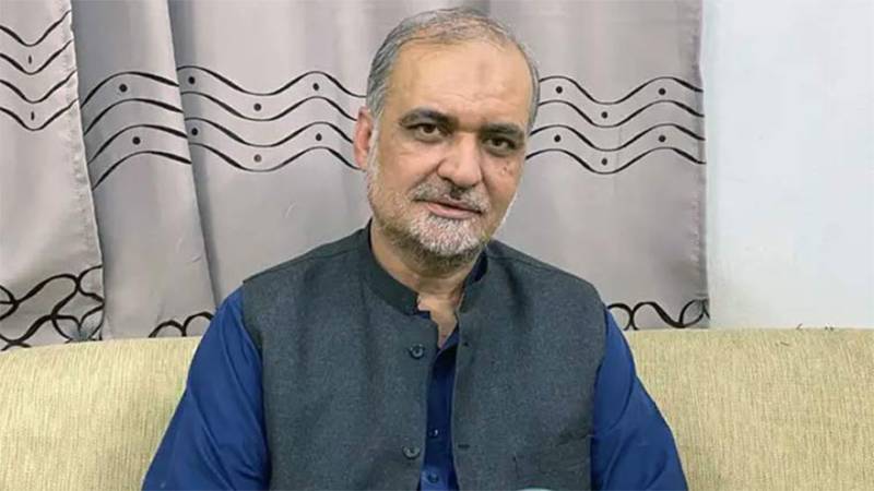 JI demands petrol rate fixed at Rs225pl as global oil prices drop