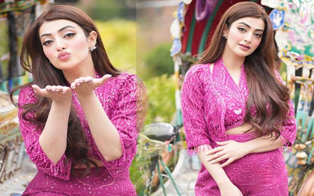 Pretty in Pink! Nawal Saeed serves major fashion goals