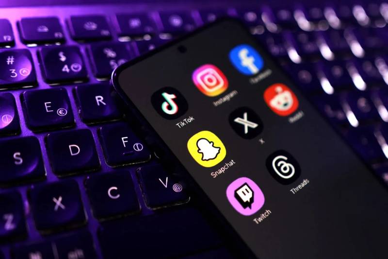 UAE announces social media ban for under-15s, joining growing trend