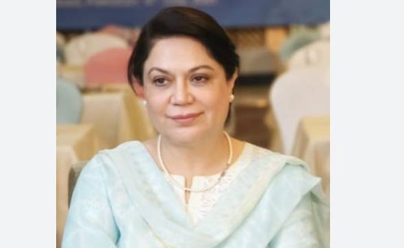 Nilofar Bakhtiar formally joins PML-Q
