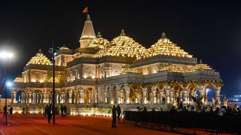 India probes embezzlement allegations at landmark temple