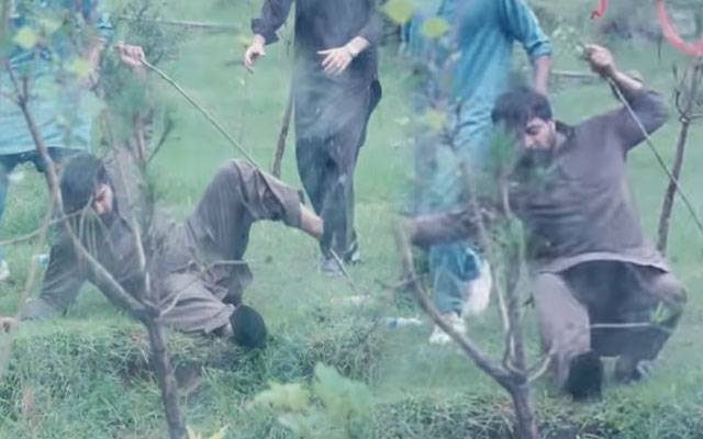 Temple Run or Zanjeerain? Unexpected scene sparks meme frenzy online