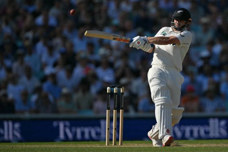 Ton-up Nicholls turns the screw for New Zealand against England