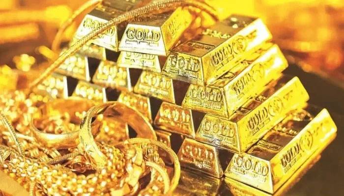 Gold prices in Pakistan fall 
