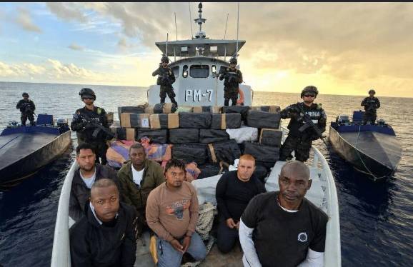 El Salvador seizes over six tons of cocaine in Pacific Ocean