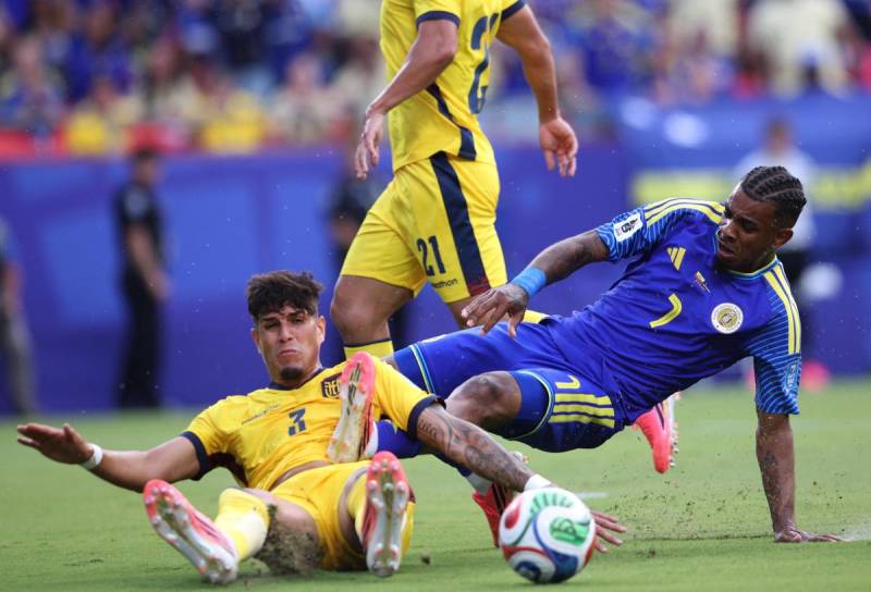 Curacao win maiden World Cup point in 0-0 draw with Ecuador