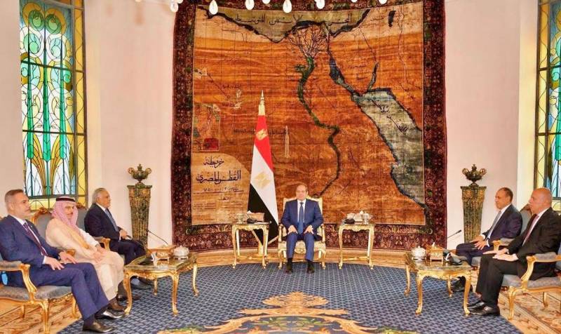  Egyptian President El-Sisi lauds Pakistan’s role in promoting dialogue in region