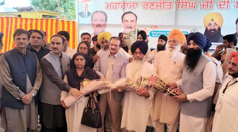 Indian Sikh Yatrees arrive in Pakistan via Wagah Border