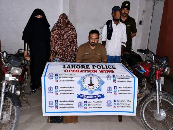 Burqa-clad woman arrested for motorcycle theft in Lahore