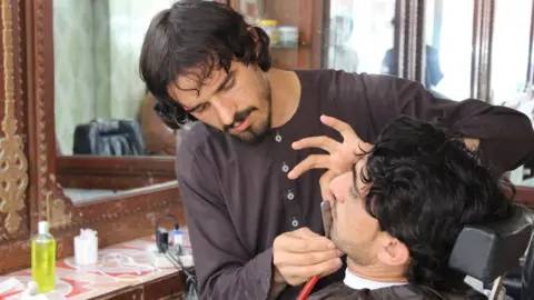  Taliban detain nearly 20 UN-linked staff briefly over trimmed beard 