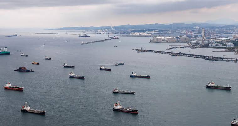 115 vessels, 2,500 seafarers evacuated from Strait of Hormuz since Tuesday: UN maritime head