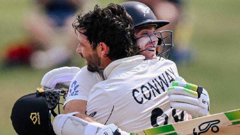 New Zealand's Latham and Conway pile on the runs before Stokes breakthrough