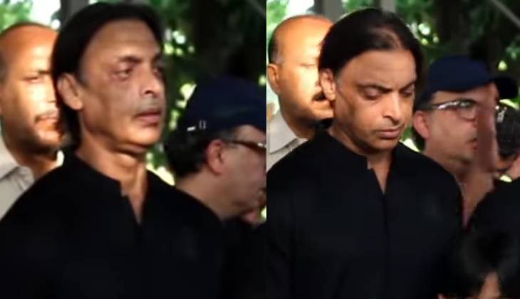 Shoaib Akhtar pays final respects to elder brother Shahid Akhtar 