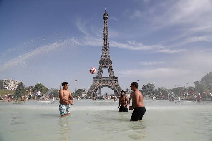 France records around 1,000 excess deaths in heatwave: health agency