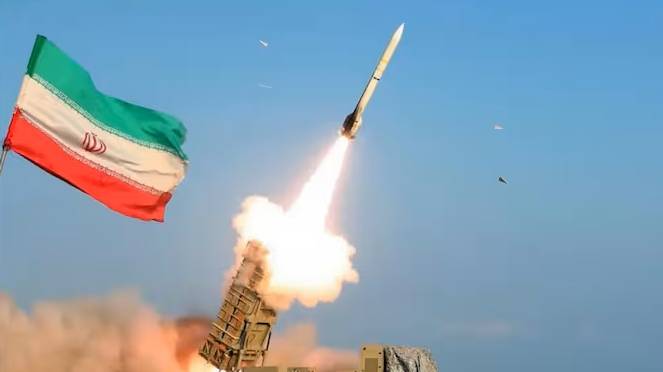 Iran's Revolutionary Guards say strikes against Kuwait, Bahrain in retaliation for US attack