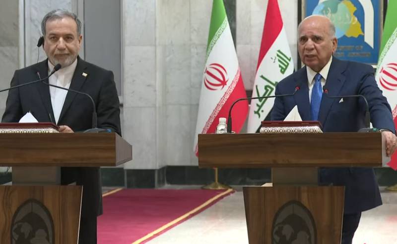 Iran’s FM Araghchi terms US attacks obstacle in way of opening of Strait of Hormuz 