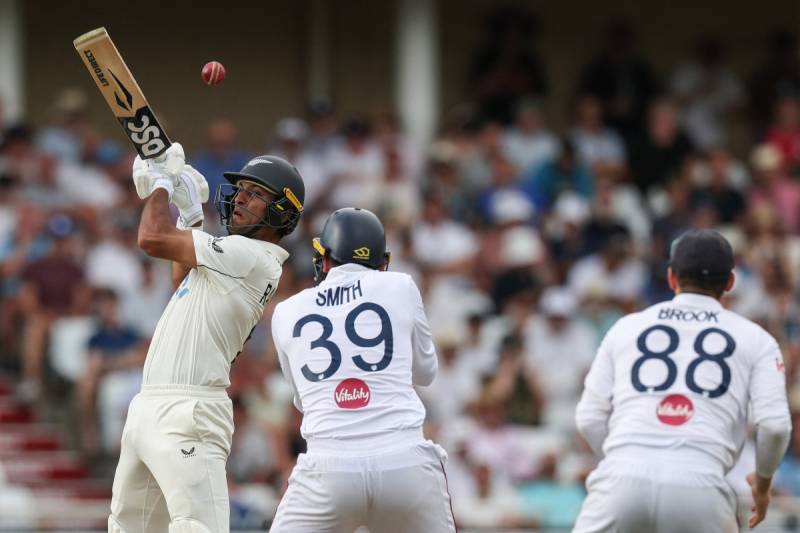 Ravindra leads New Zealand rally in England finale after Archer's double strike