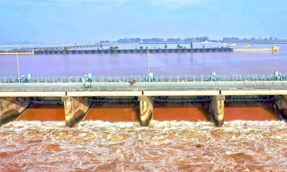 Pakistan's Head Marala faces flood risk as India releases water in Chenab