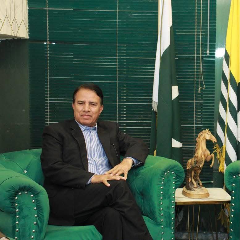 PML-N faces fresh setback in AJK as senior leader quits over ticket dispute