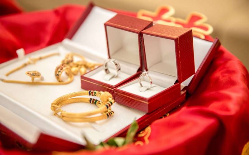 Supreme Court rules bridal jewellery, gifts belong to bride