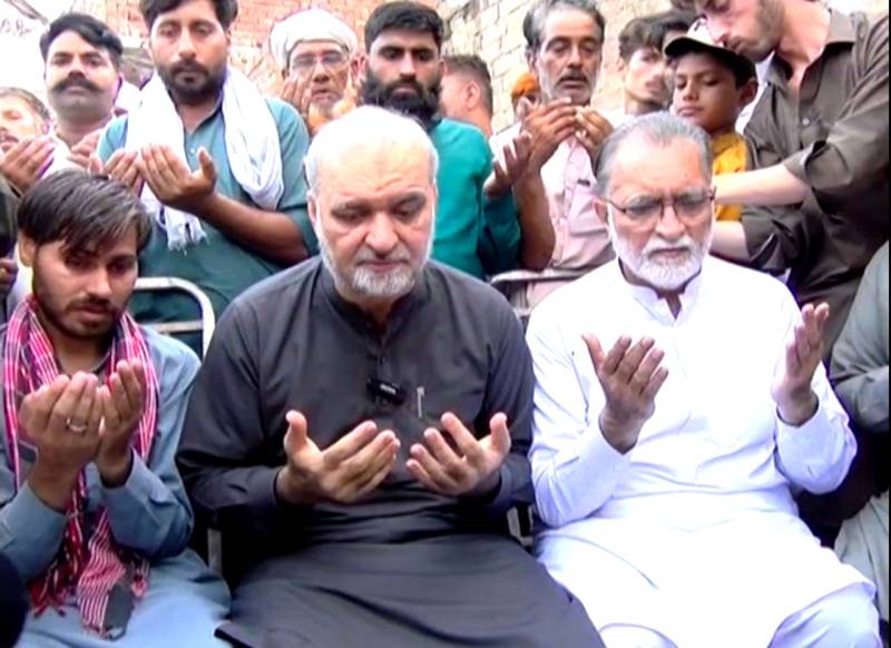 Hafiz Naeem visits Kahna, offers condolences to bereaved families