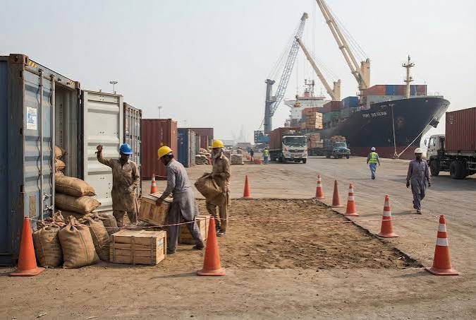 12 ships berthed at Port Qasim during last 24 hours