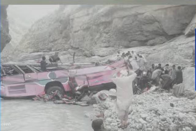 40 passengers die as bus plunges into Balochistan ravine