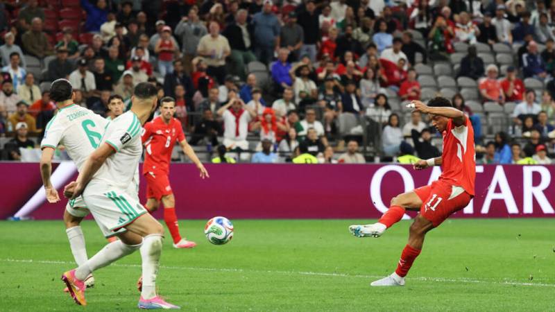 Switzerland beat Algeria 2-0 to move into World Cup last 16