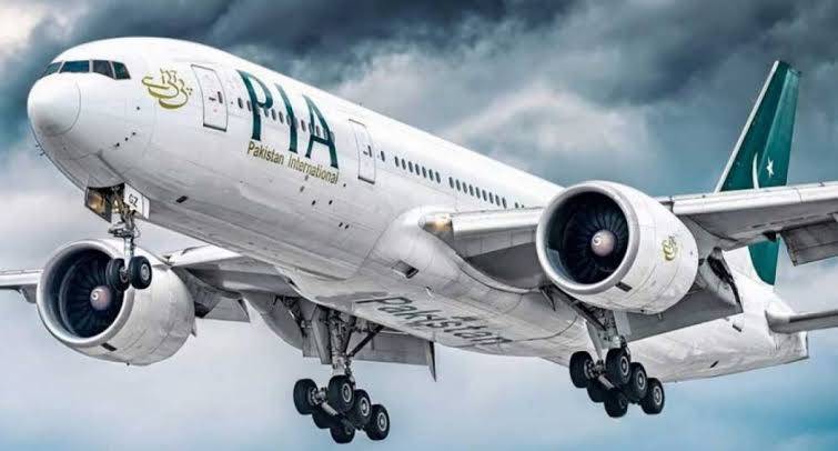 PIA cuts Faisalabad–Karachi fares by up to 40% until July 30