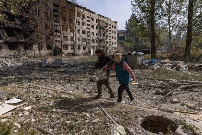 Russia says seized eastern Ukrainian stronghold of Kostyantynivka