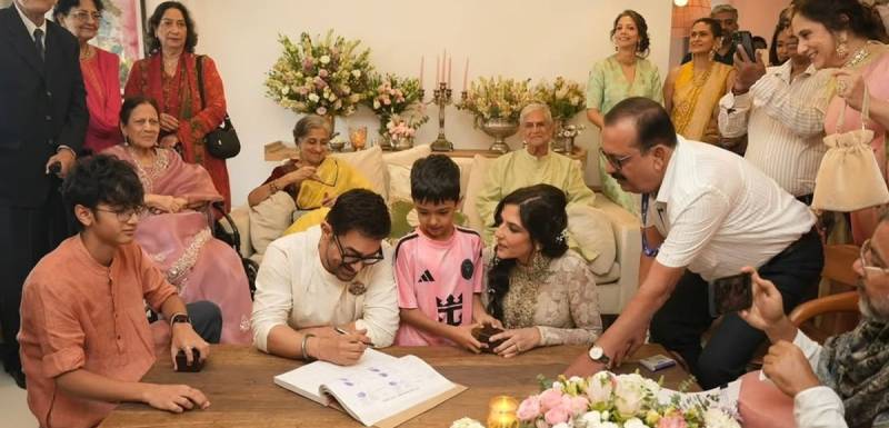 Bollywood Star Aamir Khan marries longtime partner Gauri Spratt in Mumbai 