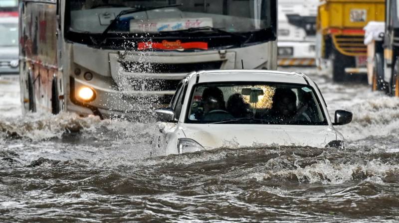 Flooding hits Mumbai after 200mm of rain in 12 hours