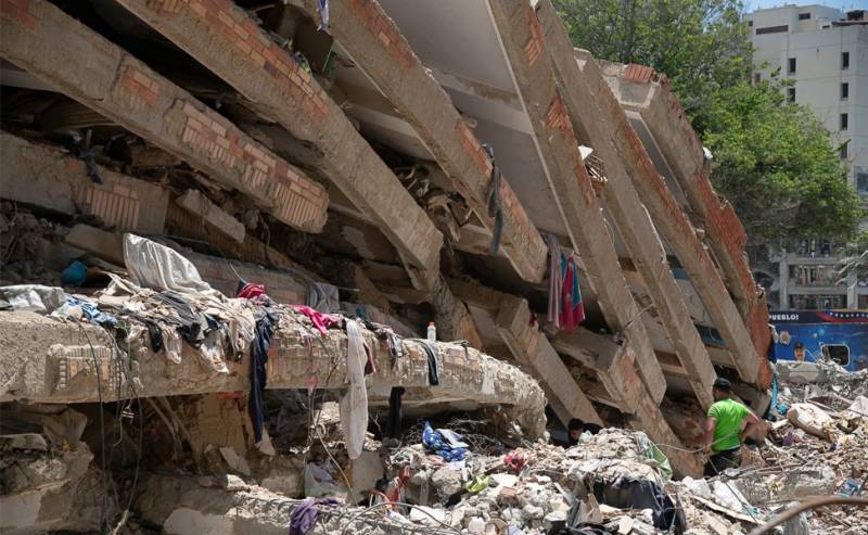 Venezuela quake death toll rises to nearly 3,000