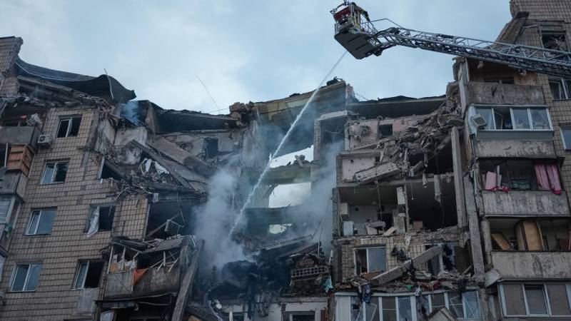 Russian strike kills 14 around Kyiv on eve of NATO summit